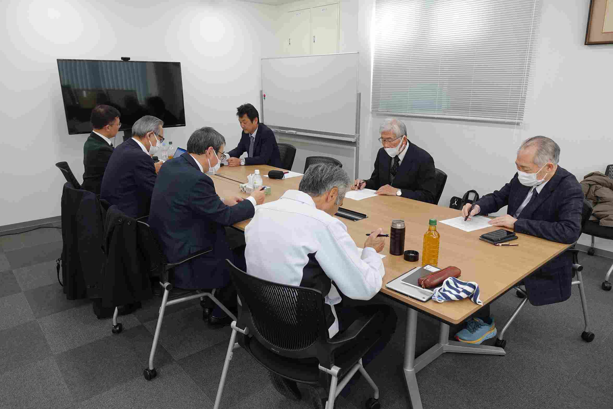 2023/12/13 第71回役員会を開催しました。 | 広島県コンクリート診断士会
