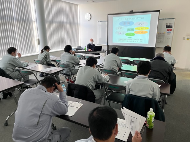 2021/12/09 尾道市「土木・建築系職員技術研修」を開催しました。　 | 広島県コンクリート診断士会